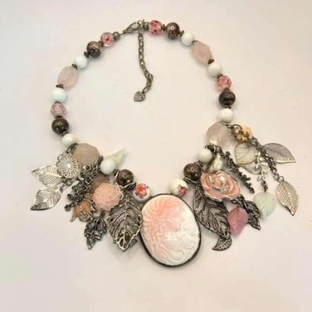 Betsey Johnson Charm necklace Cameo Coquette feminine Roses pink white